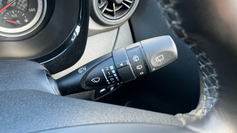 Hyundai i10 1.2 MPi SE Connect 5dr Auto Petrol Hatchback